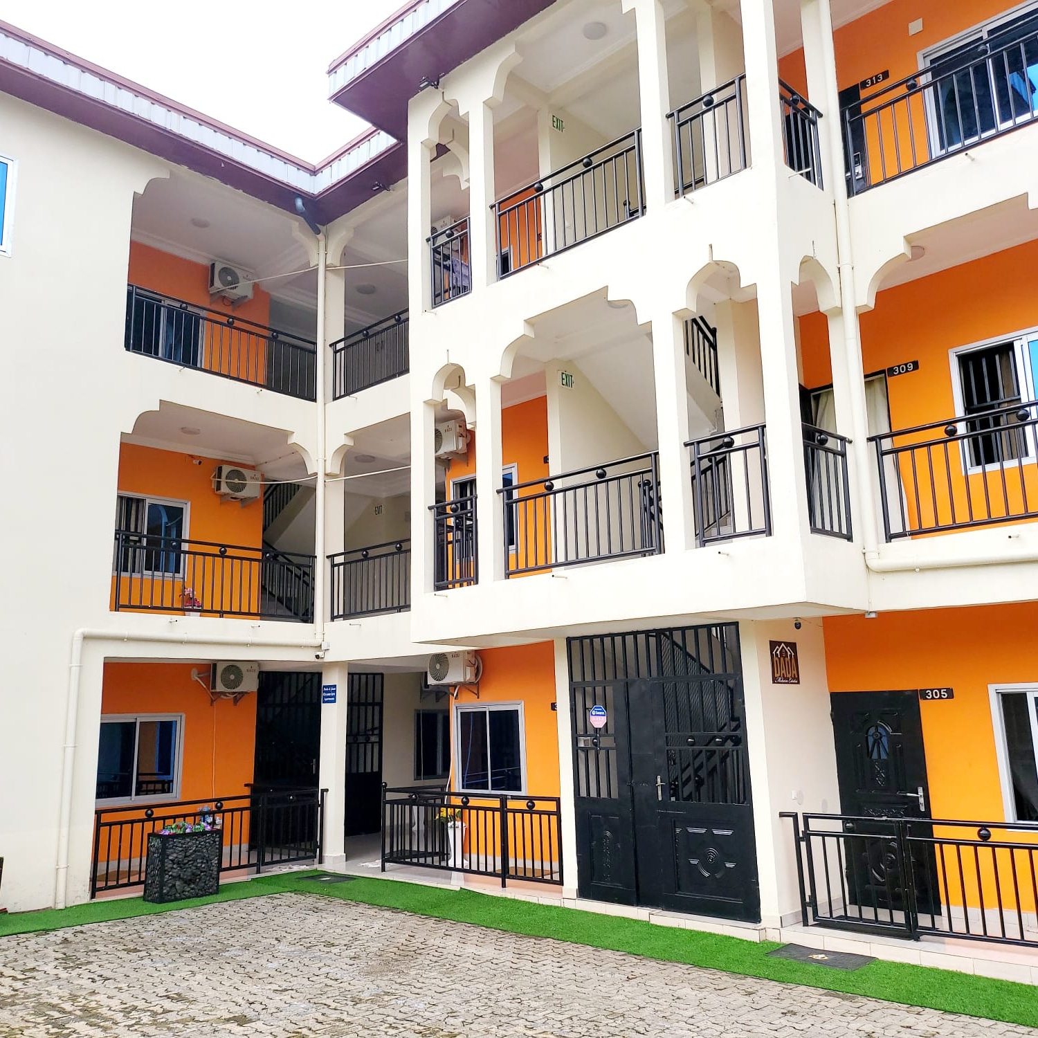 Dada Estate Guest House | Furnished Apartments & Rooms for Rent in ...